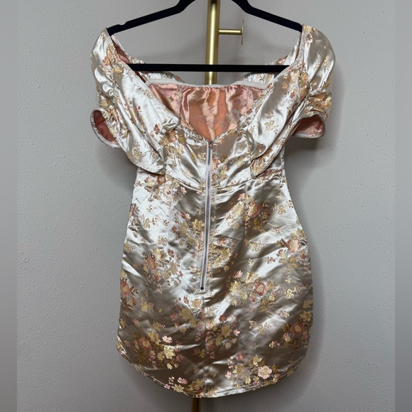 NWT PrettyLittleThing floral Bardot dress - Picture 4 of 7